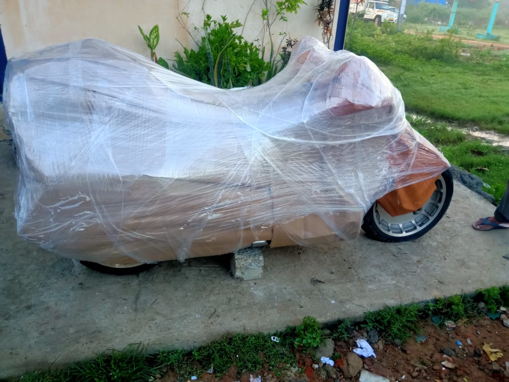 <br />
<b>Notice</b>:  Undefined variable: FetchPage in <b>/home/movingsolutions/public_html/company/home.php</b> on line <b>428</b><br />
<br />
<b>Notice</b>:  Trying to access array offset on value of type null in <b>/home/movingsolutions/public_html/company/home.php</b> on line <b>428</b><br />
 Slider