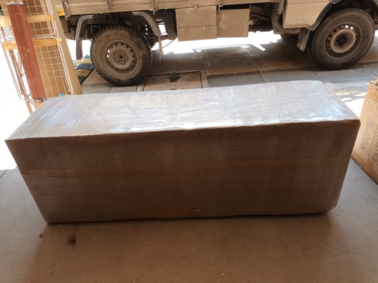 <br />
<b>Notice</b>:  Undefined variable: FetchPage in <b>/home/movingsolutions/public_html/company/home.php</b> on line <b>428</b><br />
<br />
<b>Notice</b>:  Trying to access array offset on value of type null in <b>/home/movingsolutions/public_html/company/home.php</b> on line <b>428</b><br />
 Slider