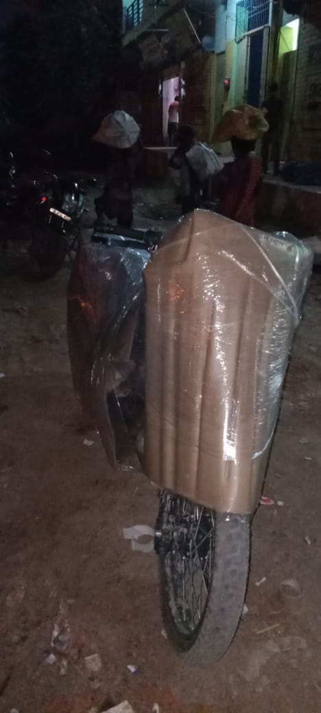 <br />
<b>Notice</b>:  Undefined variable: FetchPage in <b>/home/movingsolutions/public_html/company/home.php</b> on line <b>428</b><br />
<br />
<b>Notice</b>:  Trying to access array offset on value of type null in <b>/home/movingsolutions/public_html/company/home.php</b> on line <b>428</b><br />
 Slider