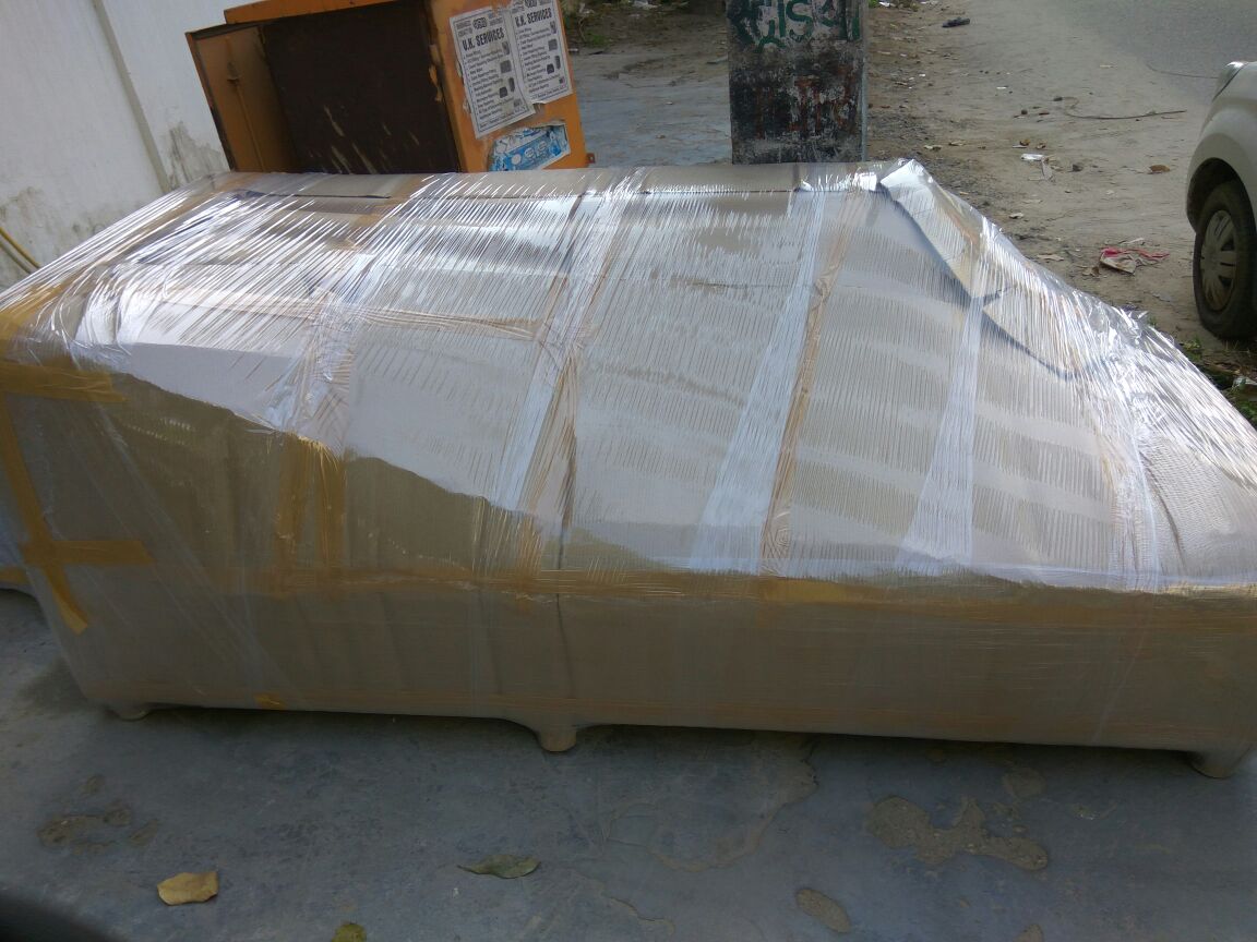 <br />
<b>Notice</b>:  Undefined variable: FetchPage in <b>/home/movingsolutions/public_html/company/home.php</b> on line <b>428</b><br />
<br />
<b>Notice</b>:  Trying to access array offset on value of type null in <b>/home/movingsolutions/public_html/company/home.php</b> on line <b>428</b><br />
 Slider