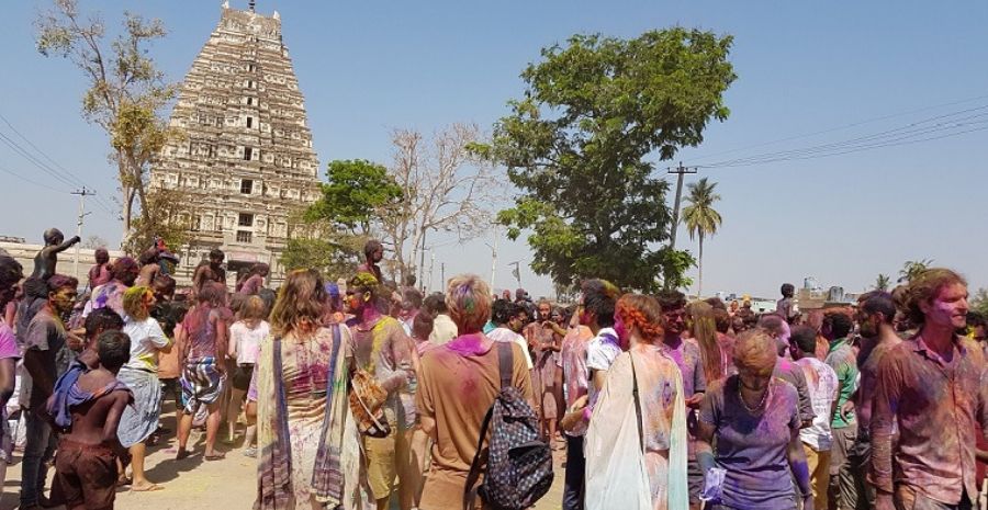 holi-in-hampi