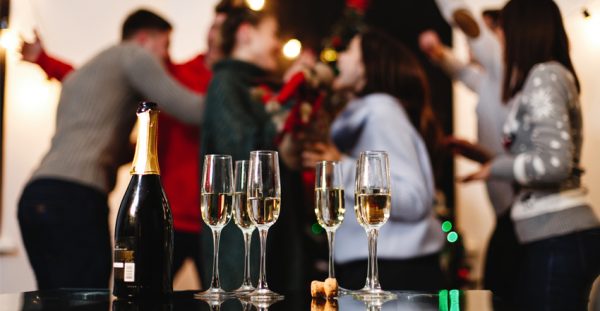 housewarming-party-cocktail