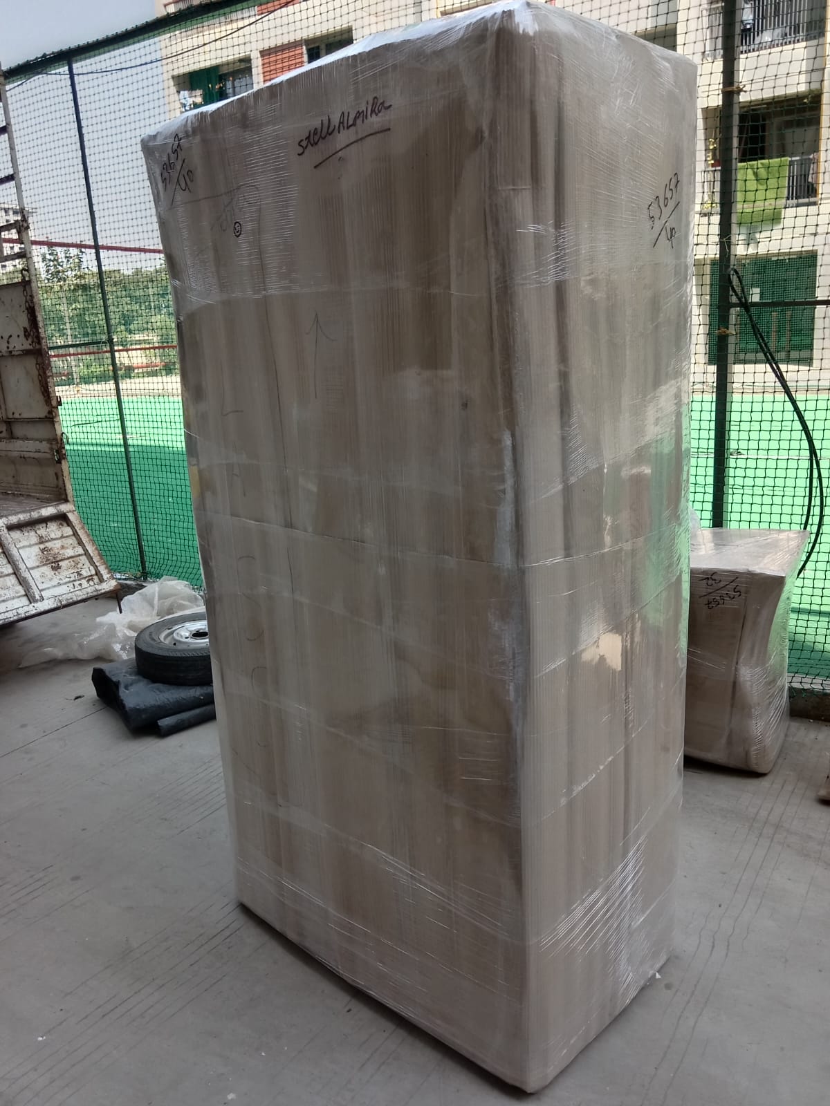 <br />
<b>Notice</b>:  Undefined variable: FetchPage in <b>/home/movingsolutions/public_html/company/home.php</b> on line <b>428</b><br />
<br />
<b>Notice</b>:  Trying to access array offset on value of type null in <b>/home/movingsolutions/public_html/company/home.php</b> on line <b>428</b><br />
 Slider