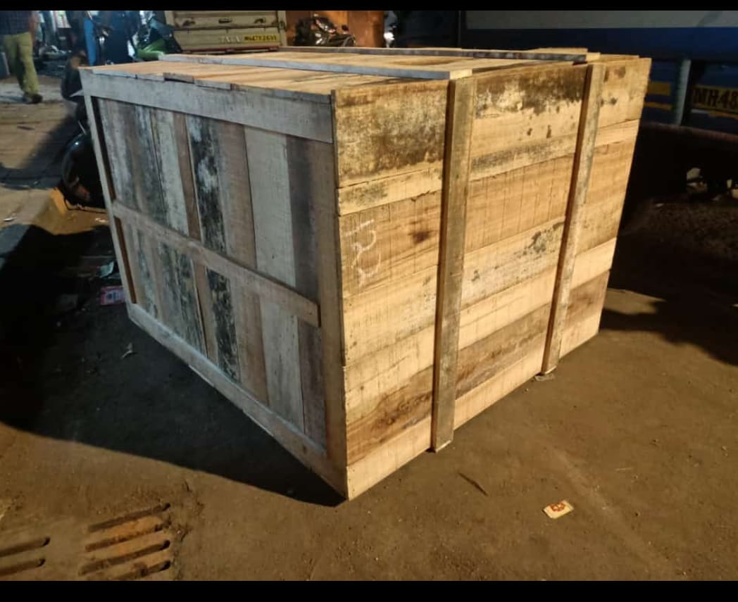 <br />
<b>Notice</b>:  Undefined variable: FetchPage in <b>/home/movingsolutions/public_html/company/home.php</b> on line <b>428</b><br />
<br />
<b>Notice</b>:  Trying to access array offset on value of type null in <b>/home/movingsolutions/public_html/company/home.php</b> on line <b>428</b><br />
 Slider