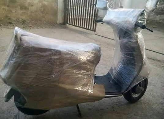 <br />
<b>Notice</b>:  Undefined variable: FetchPage in <b>/home/movingsolutions/public_html/company/home.php</b> on line <b>428</b><br />
<br />
<b>Notice</b>:  Trying to access array offset on value of type null in <b>/home/movingsolutions/public_html/company/home.php</b> on line <b>428</b><br />
 Slider