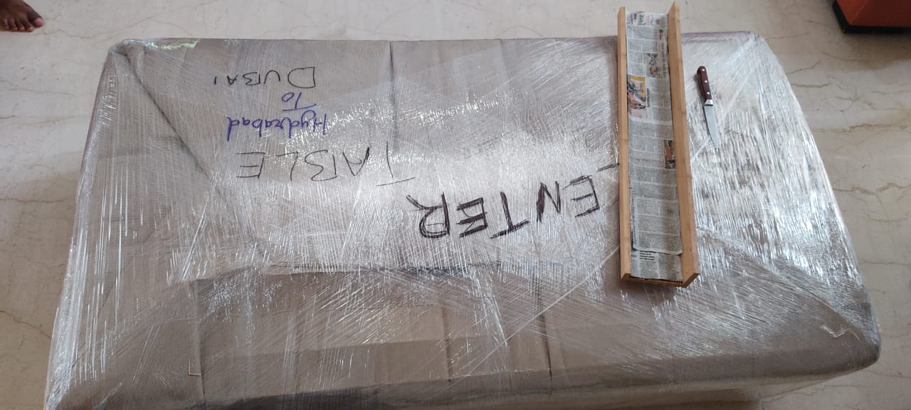 <br />
<b>Notice</b>:  Undefined variable: FetchPage in <b>/home/movingsolutions/public_html/company/home.php</b> on line <b>428</b><br />
<br />
<b>Notice</b>:  Trying to access array offset on value of type null in <b>/home/movingsolutions/public_html/company/home.php</b> on line <b>428</b><br />
 Slider