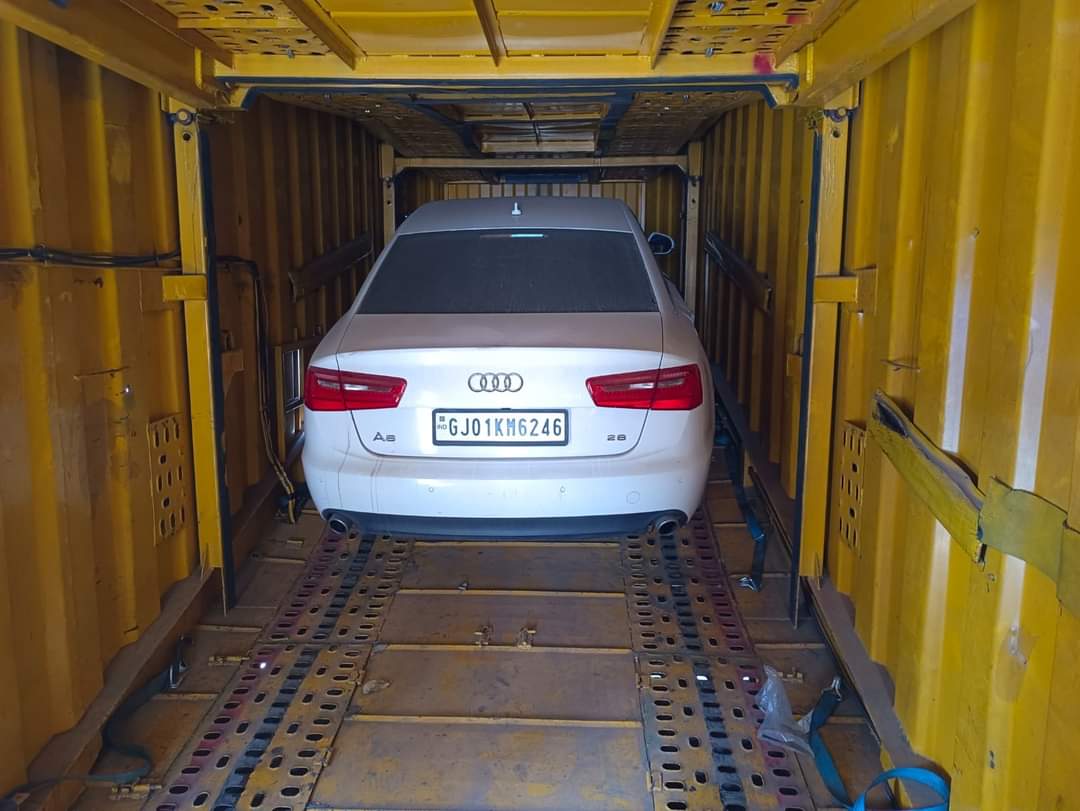 <br />
<b>Notice</b>:  Undefined variable: FetchPage in <b>/home/movingsolutions/public_html/company/home.php</b> on line <b>428</b><br />
<br />
<b>Notice</b>:  Trying to access array offset on value of type null in <b>/home/movingsolutions/public_html/company/home.php</b> on line <b>428</b><br />
 Slider