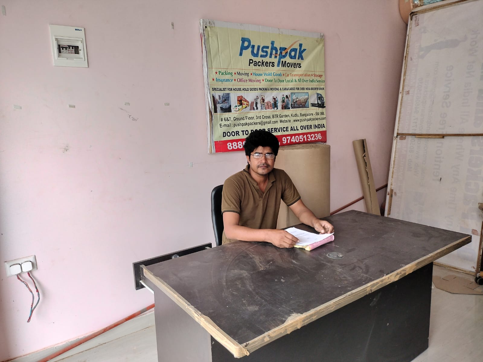 <br />
<b>Notice</b>:  Undefined variable: FetchPage in <b>/home/movingsolutions/public_html/company/home.php</b> on line <b>102</b><br />
<br />
<b>Notice</b>:  Trying to access array offset on value of type null in <b>/home/movingsolutions/public_html/company/home.php</b> on line <b>102</b><br />
 Banner