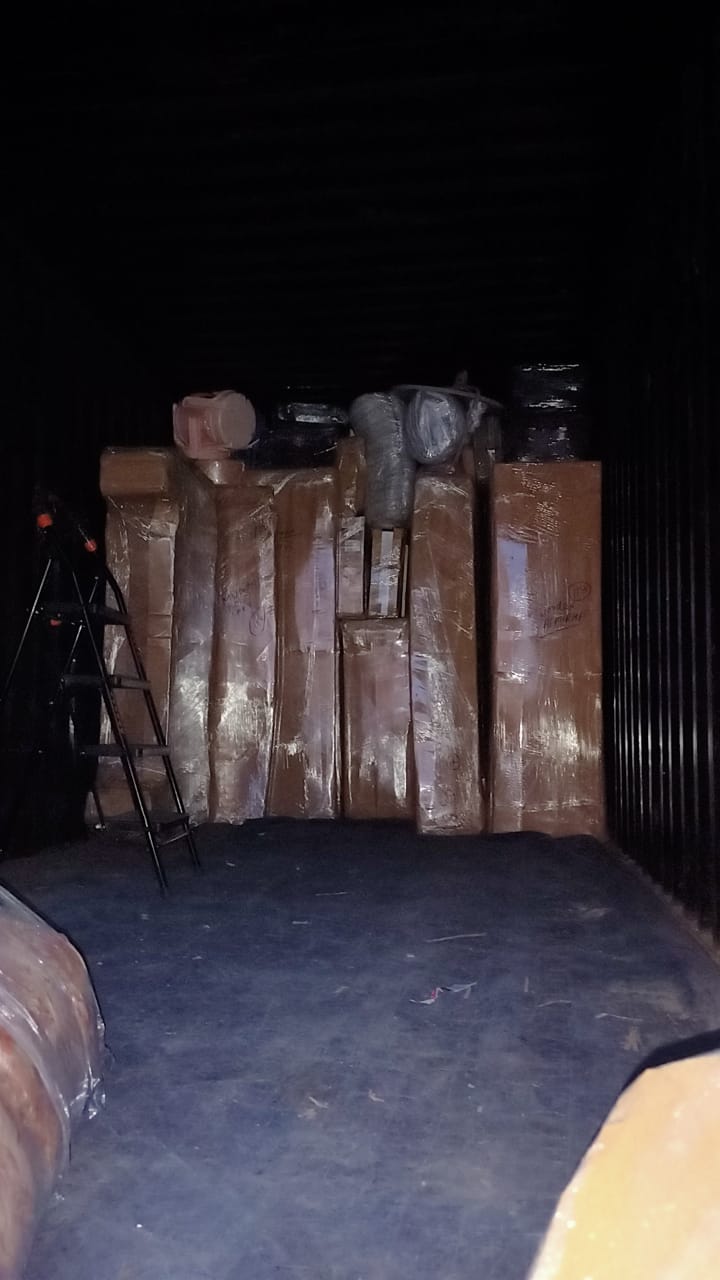 <br />
<b>Notice</b>:  Undefined variable: FetchPage in <b>/home/movingsolutions/public_html/company/home.php</b> on line <b>428</b><br />
<br />
<b>Notice</b>:  Trying to access array offset on value of type null in <b>/home/movingsolutions/public_html/company/home.php</b> on line <b>428</b><br />
 Slider