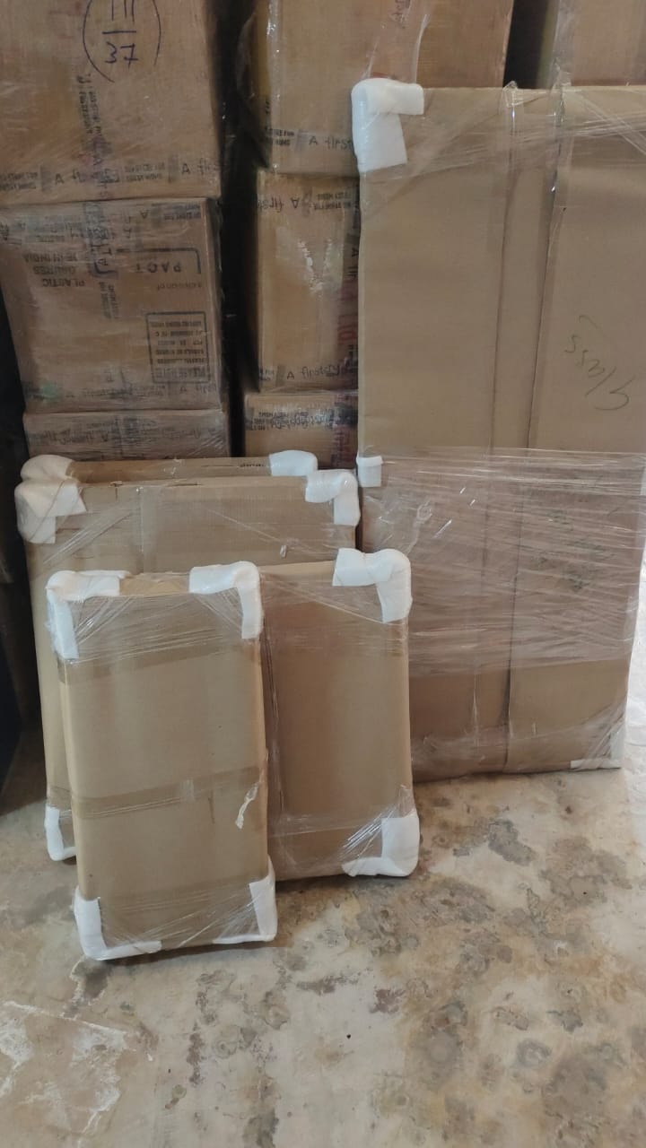 <br />
<b>Notice</b>:  Undefined variable: FetchPage in <b>/home/movingsolutions/public_html/company/home.php</b> on line <b>428</b><br />
<br />
<b>Notice</b>:  Trying to access array offset on value of type null in <b>/home/movingsolutions/public_html/company/home.php</b> on line <b>428</b><br />
 Slider