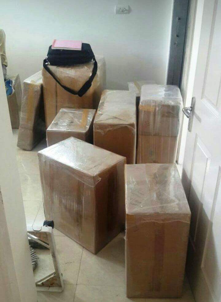 <br />
<b>Notice</b>:  Undefined variable: FetchPage in <b>/home/movingsolutions/public_html/company/home.php</b> on line <b>428</b><br />
<br />
<b>Notice</b>:  Trying to access array offset on value of type null in <b>/home/movingsolutions/public_html/company/home.php</b> on line <b>428</b><br />
 Slider