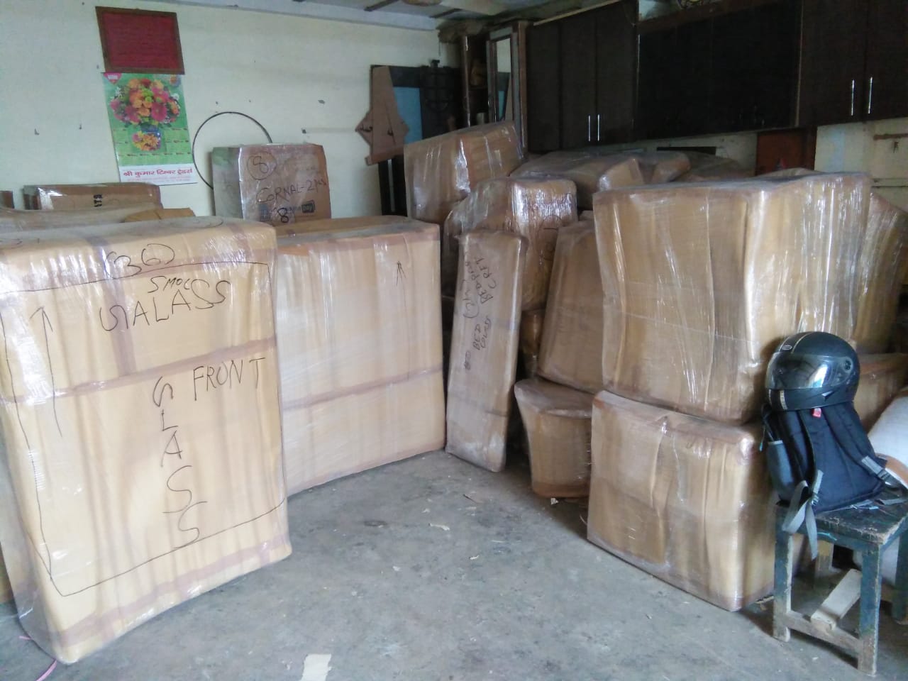 <br />
<b>Notice</b>:  Undefined variable: FetchPage in <b>/home/movingsolutions/public_html/company/home.php</b> on line <b>102</b><br />
<br />
<b>Notice</b>:  Trying to access array offset on value of type null in <b>/home/movingsolutions/public_html/company/home.php</b> on line <b>102</b><br />
 Banner