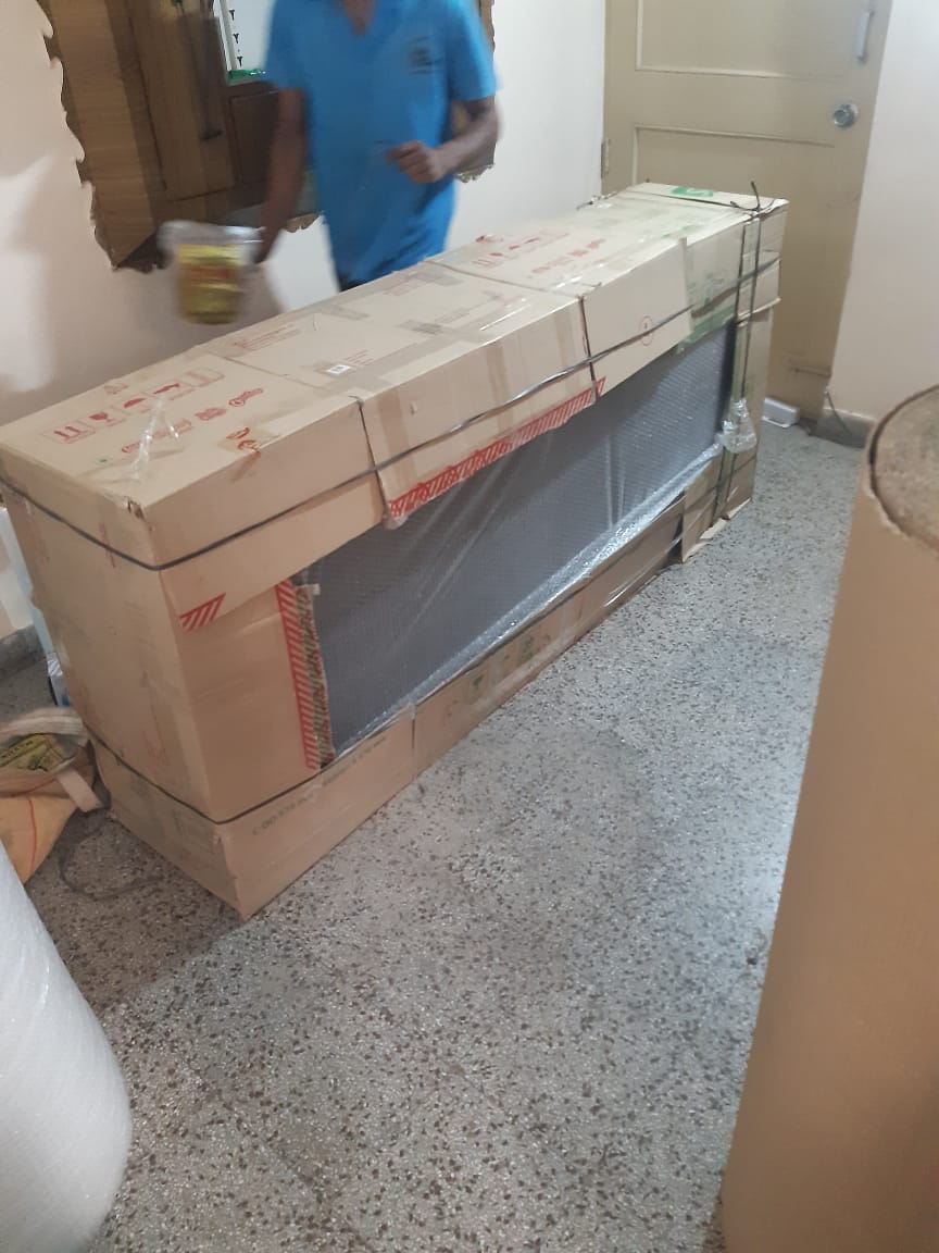 <br />
<b>Notice</b>:  Undefined variable: FetchPage in <b>/home/movingsolutions/public_html/company/home.php</b> on line <b>428</b><br />
<br />
<b>Notice</b>:  Trying to access array offset on value of type null in <b>/home/movingsolutions/public_html/company/home.php</b> on line <b>428</b><br />
 Slider