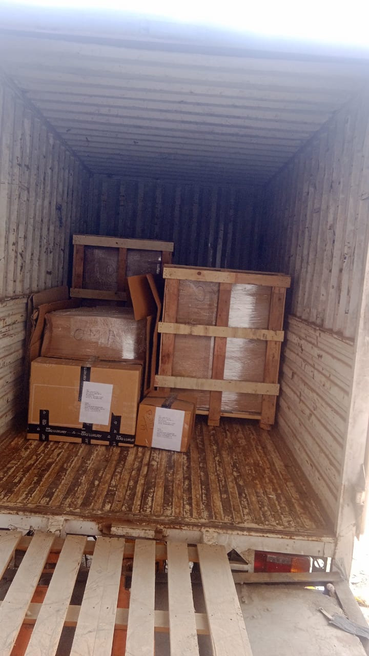 <br />
<b>Notice</b>:  Undefined variable: FetchPage in <b>/home/movingsolutions/public_html/company/home.php</b> on line <b>428</b><br />
<br />
<b>Notice</b>:  Trying to access array offset on value of type null in <b>/home/movingsolutions/public_html/company/home.php</b> on line <b>428</b><br />
 Slider