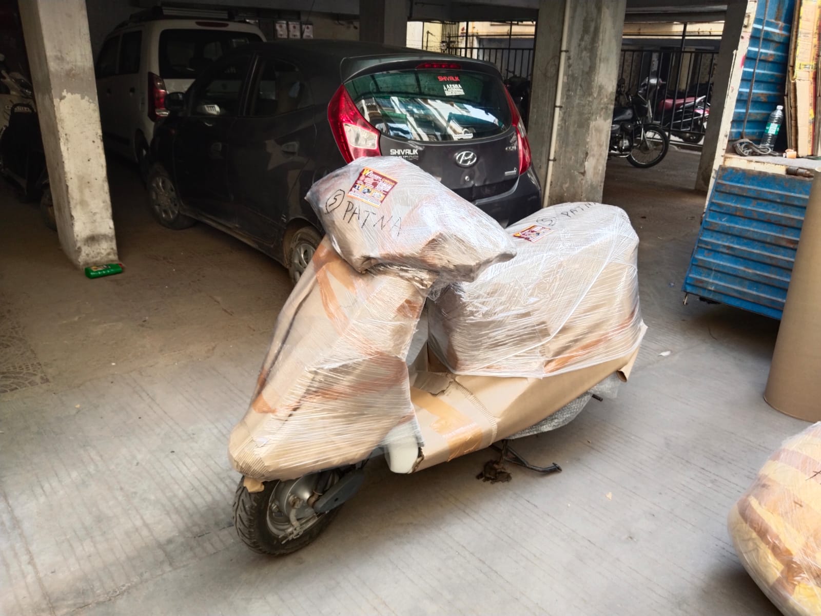 <br />
<b>Notice</b>:  Undefined variable: FetchPage in <b>/home/movingsolutions/public_html/company/home.php</b> on line <b>428</b><br />
<br />
<b>Notice</b>:  Trying to access array offset on value of type null in <b>/home/movingsolutions/public_html/company/home.php</b> on line <b>428</b><br />
 Slider